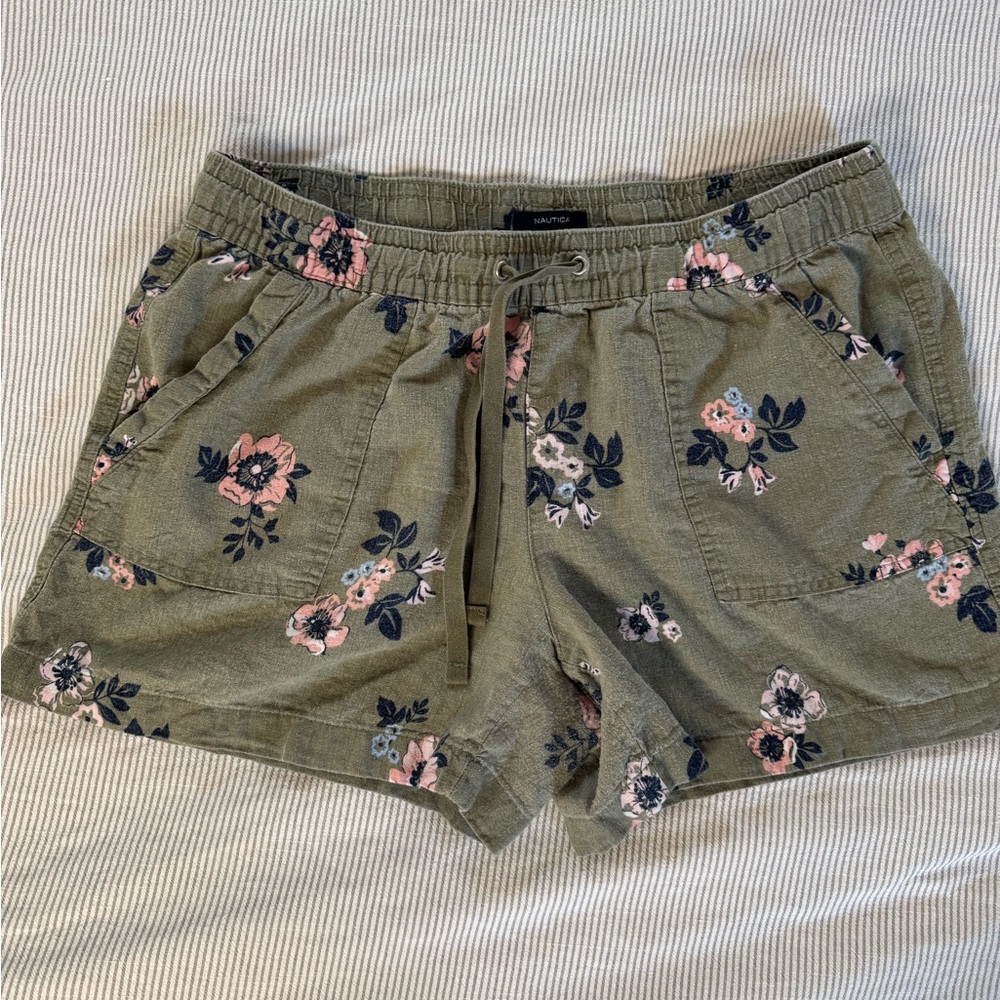 NAUTICA EUC size large green floral shorts/ linen blend